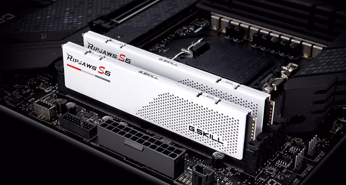 Ram G.SKILL RIPJAWS S5 DDR5 5200MHz 64GB (2x32) XMP 3.0 CL36 BIANCO